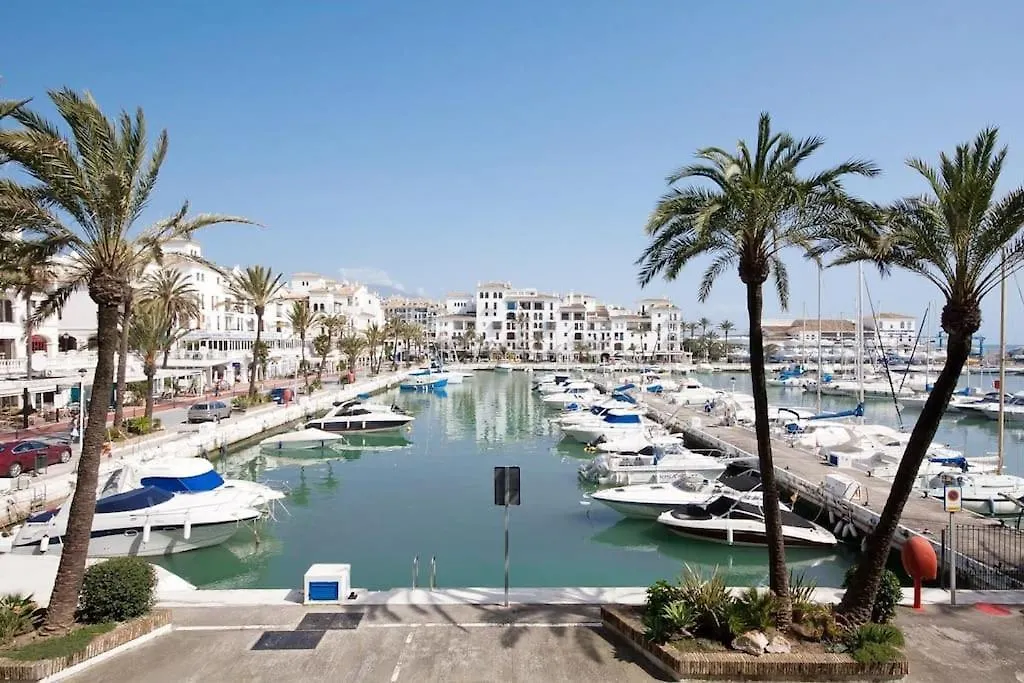 Detached Villa 4 Bed Duquesa With Private Infinity Pool Close To Port And Beach Manilva