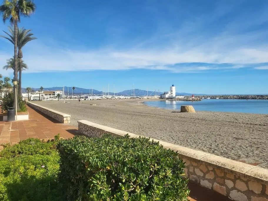 Detached Villa 4 Bed Duquesa With Private Infinity Pool Close To Port And Beach Manilva