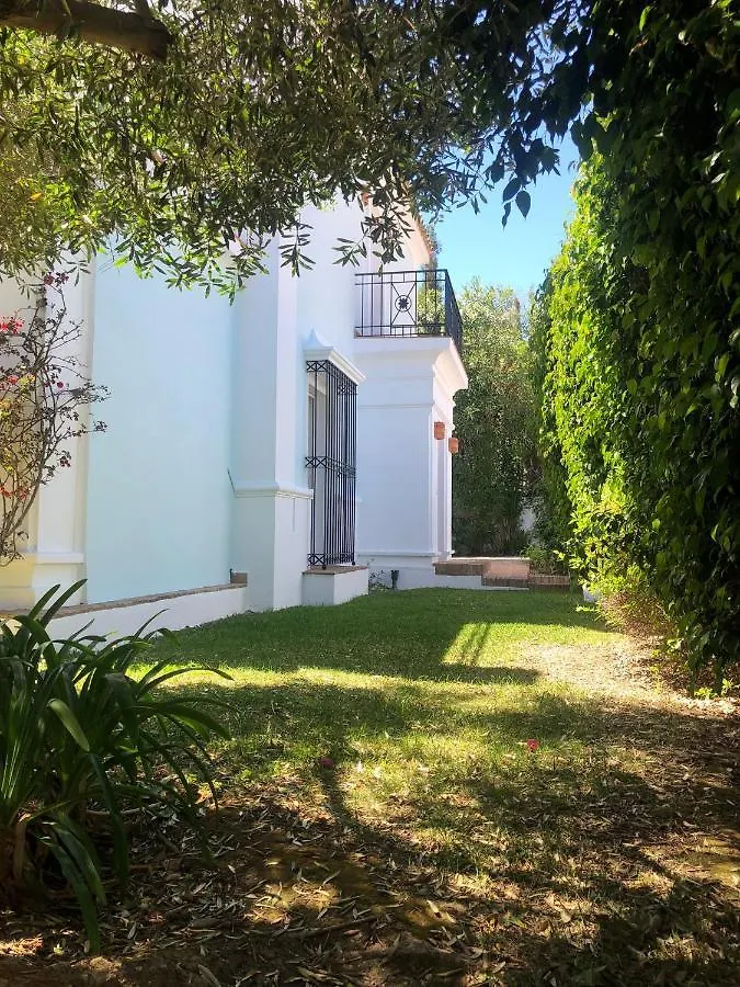 Detached Villa 4 Bed Duquesa With Private Infinity Pool Close To Port And Beach Manilva
