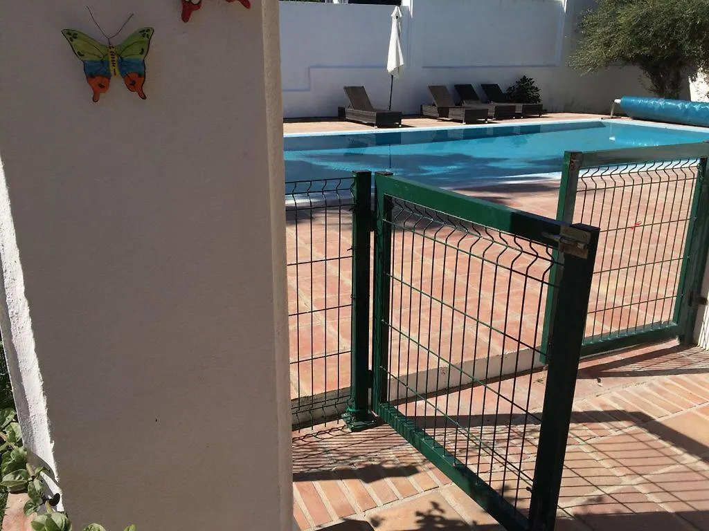 Detached Villa 4 Bed Duquesa With Private Infinity Pool Close To Port And Beach Manilva