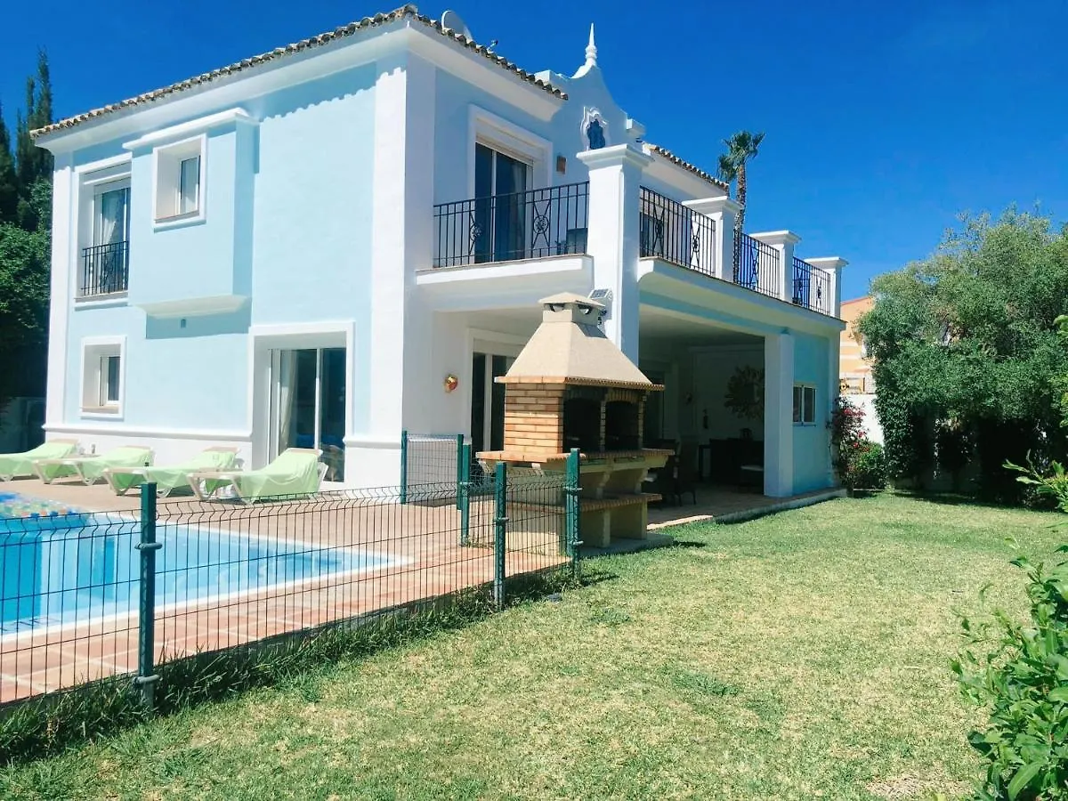 Detached Villa 4 Bed Duquesa With Private Infinity Pool Close To Port And Beach Manilva