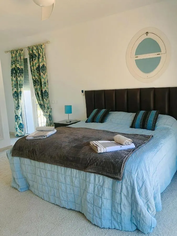 Detached Villa 4 Bed Duquesa With Private Infinity Pool Close To Port And Beach Manilva